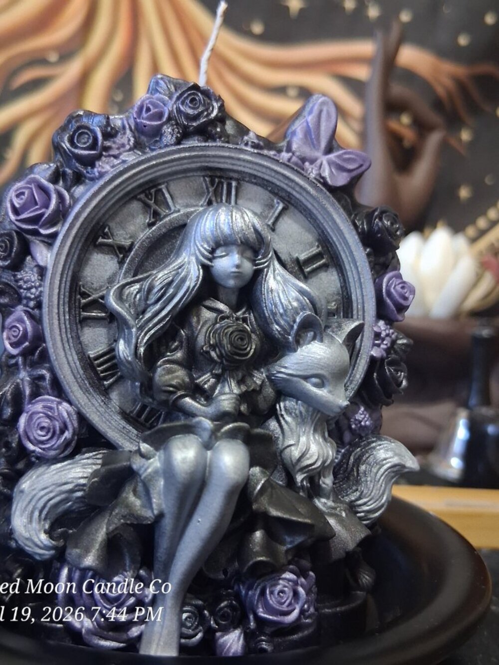 Alice in Time Candle - Picture 9 of 16